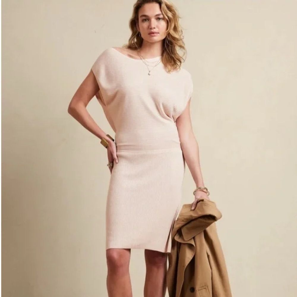 BANANA REPUBLIC RIB SWEATER DRESS